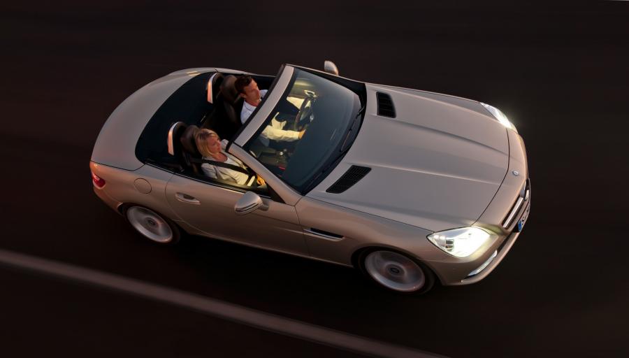  Mercedes-Benz SLK-Class 2012 года  (фото 19 из 36)